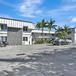 Coastal Getaway Free Parking Fast Wifi