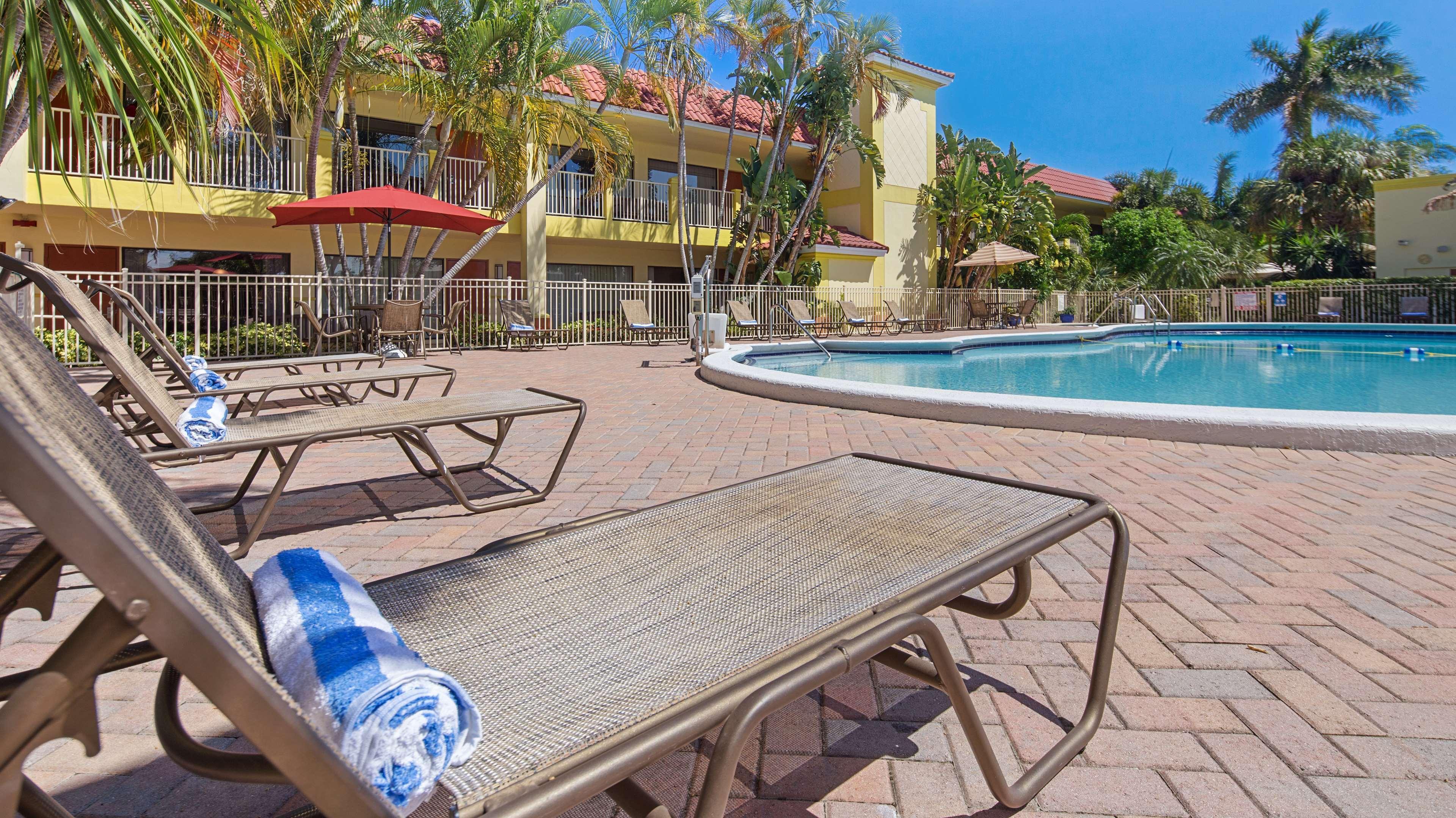 Oasis Hotel Boca Raton