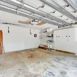 Idyllic Boca Pool Home: 4/2.5 + Study-Fau & Mizner