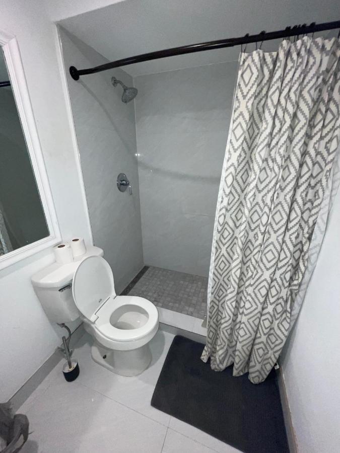 Bedroom With Sharing Bathroom Bed & Breakfast Boca Raton