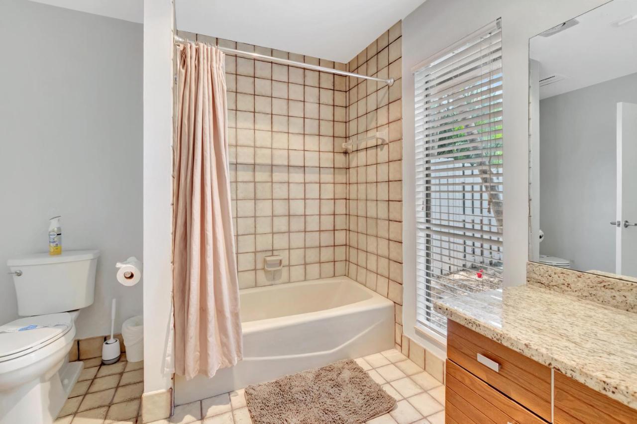 Idyllic Boca Pool Home: 4/2.5 + Study-fau & Mizner Villa *