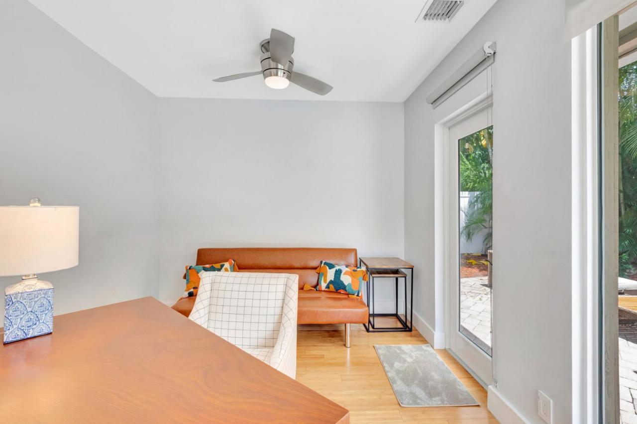 Idyllic Boca Pool Home: 4/2.5 + Study-fau & Mizner *