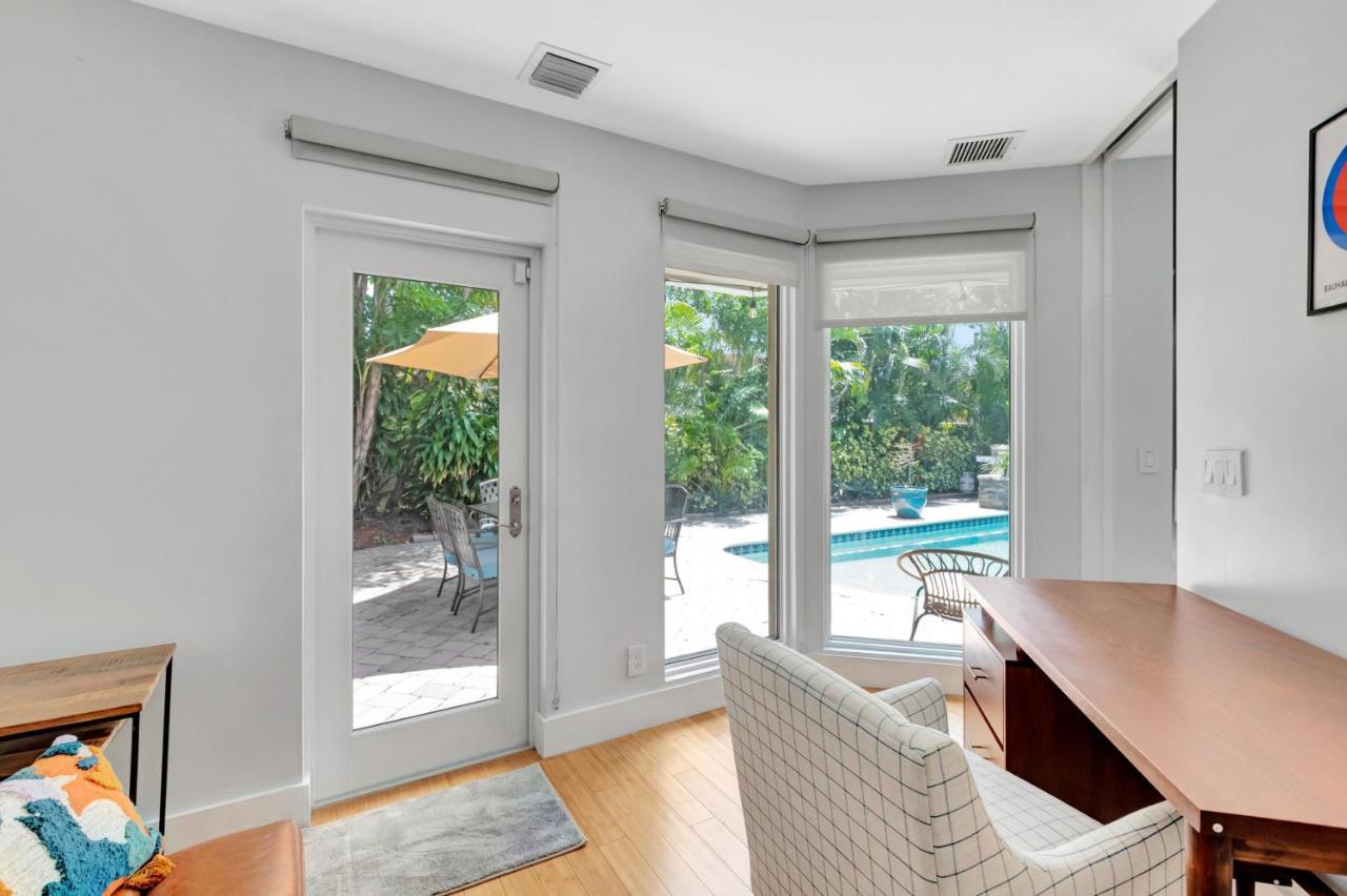 Idyllic Boca Pool Home: 4/2.5 + Study-fau & Mizner *