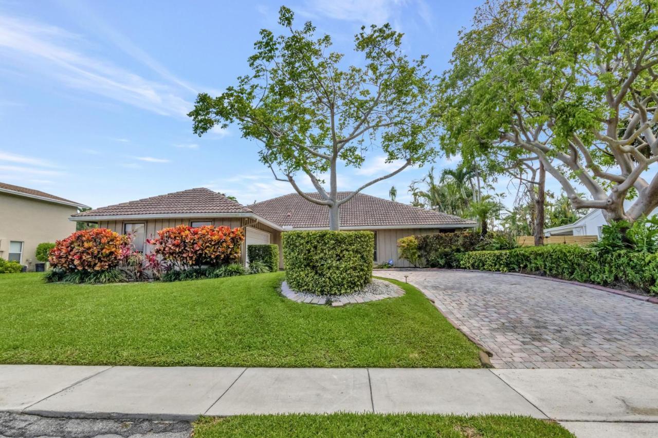 Idyllic Boca Pool Home: 4/2.5 + Study-fau & Mizner Boca Raton