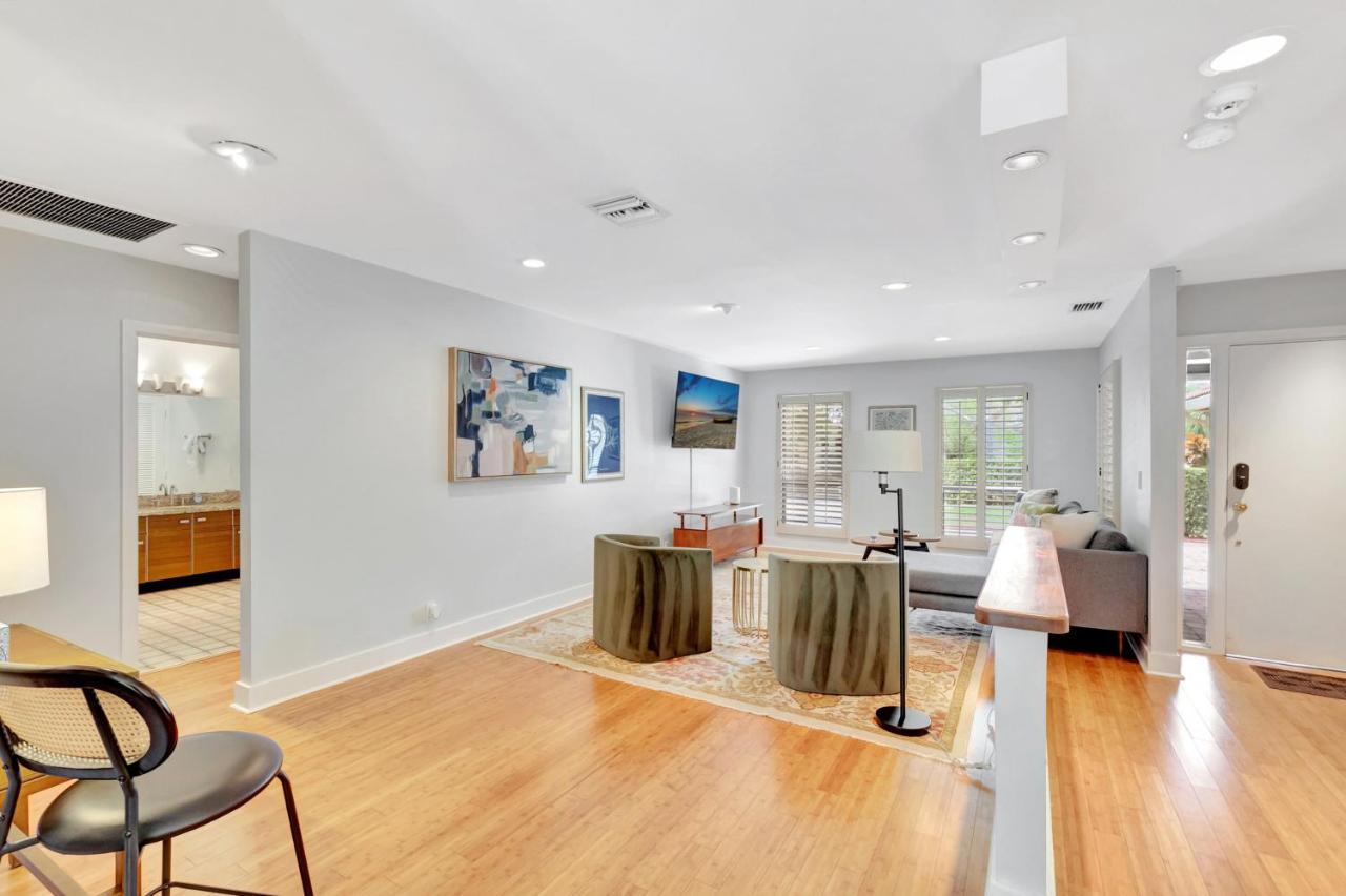 Idyllic Boca Pool Home: 4/2.5 + Study-fau & Mizner *