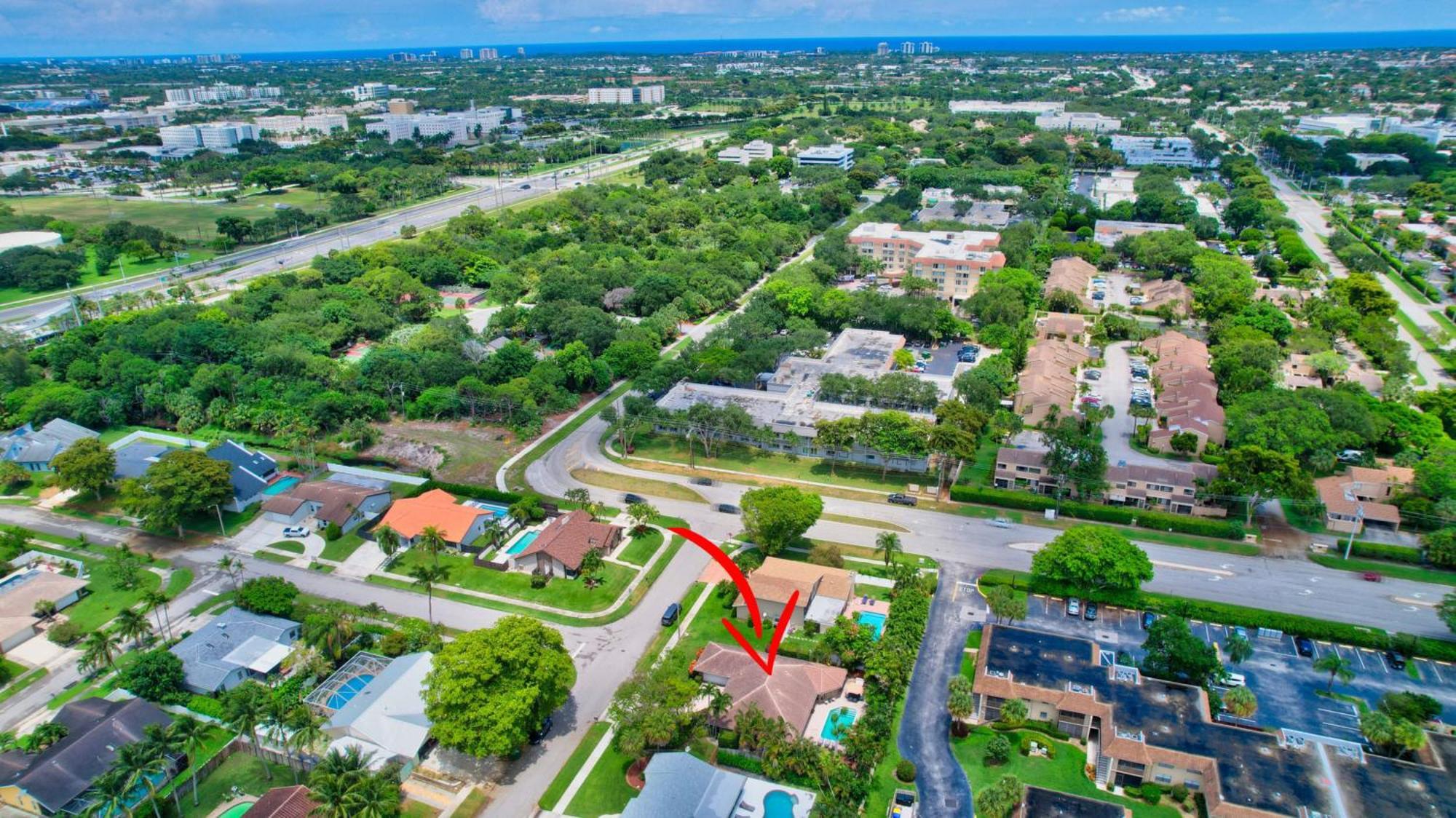 Idyllic Boca Pool Home: 4/2.5 + Study-fau & Mizner *