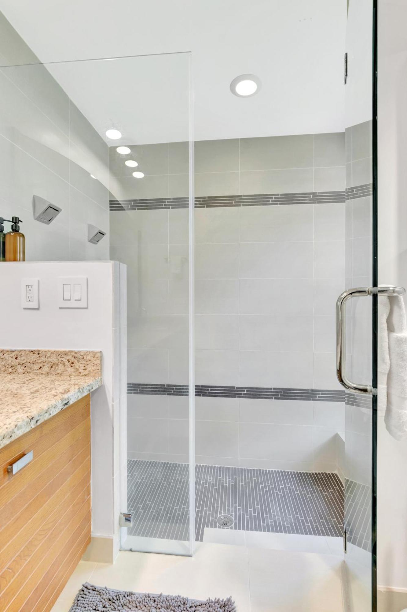 Villa Idyllic Boca Pool Home: 4/2.5 + Study-fau & Mizner *