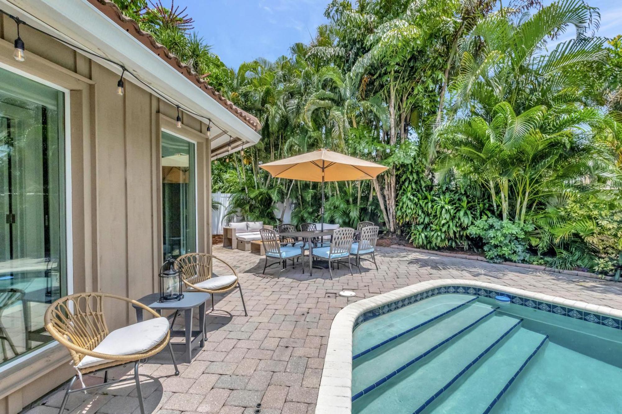 Idyllic Boca Pool Home: 4/2.5 + Study-fau & Mizner Boca Raton