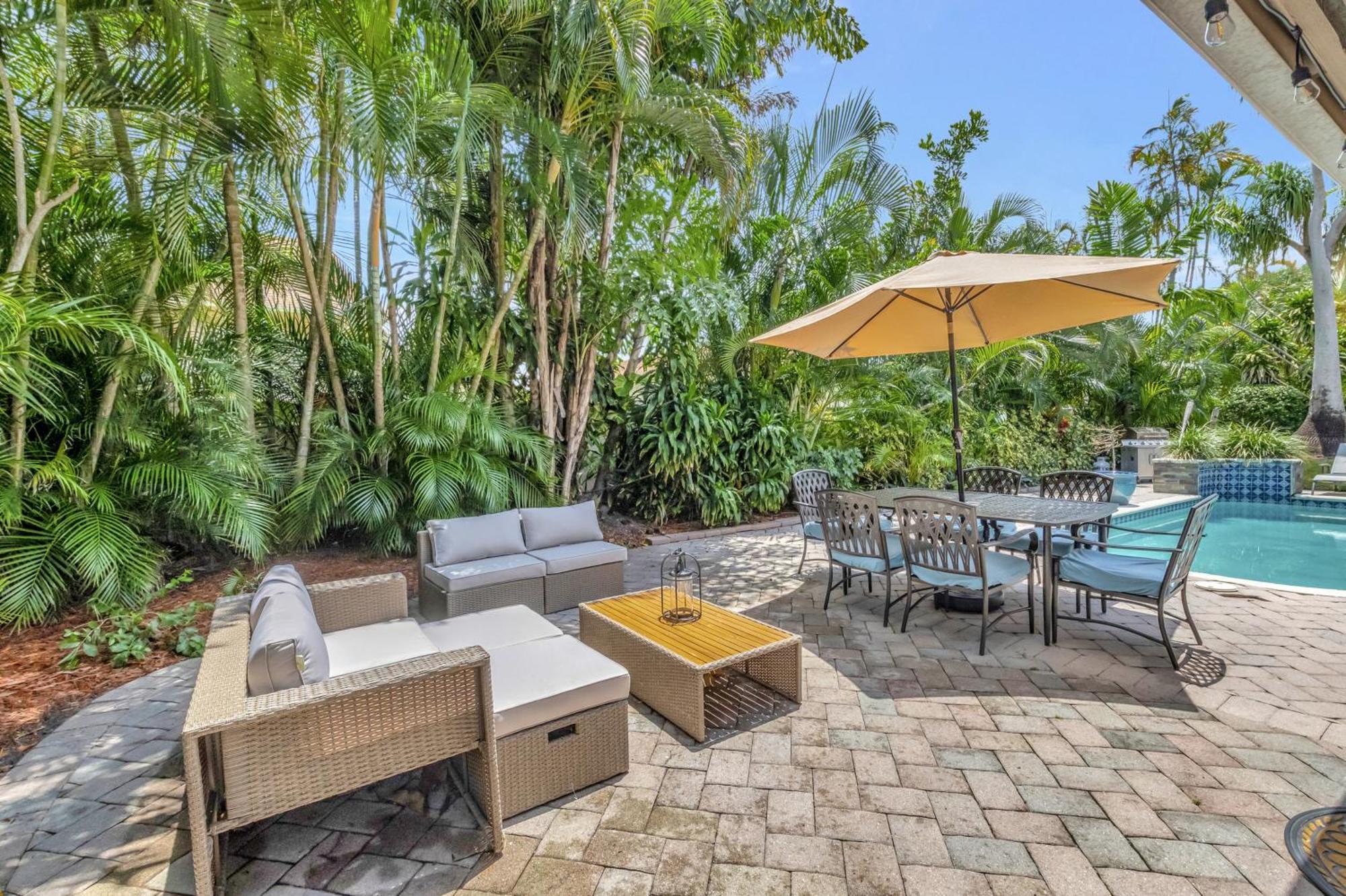 Idyllic Boca Pool Home: 4/2.5 + Study-fau & Mizner * Boca Raton