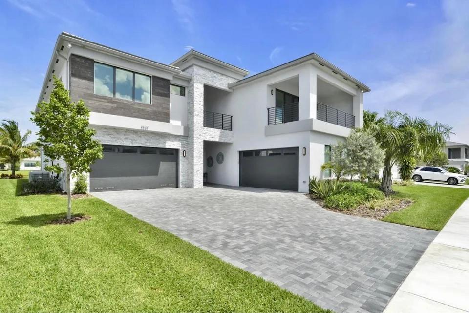 & Harmony Boca Raton