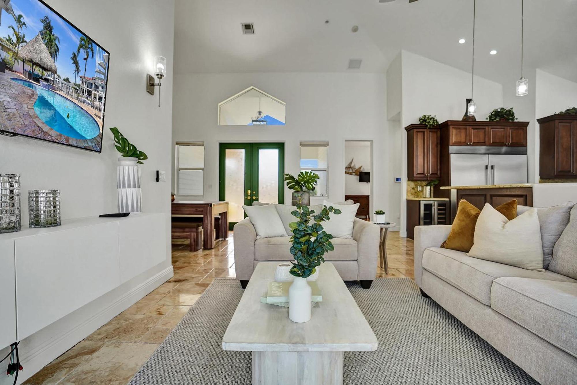 Stunning Waterfront In * Boca Raton