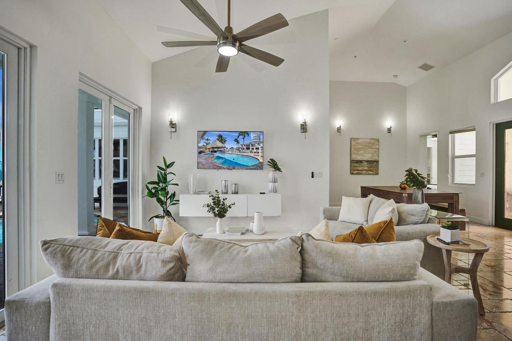 Stunning Waterfront In Boca Raton