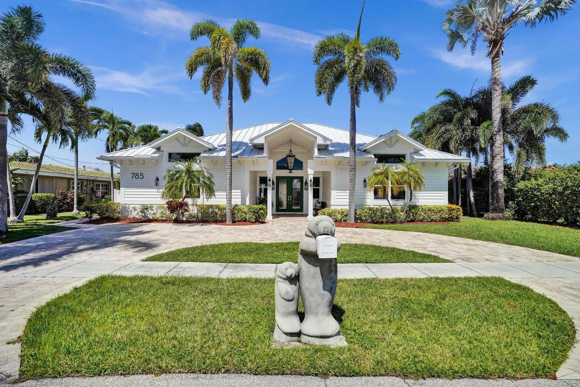 Stunning Waterfront In Boca Raton