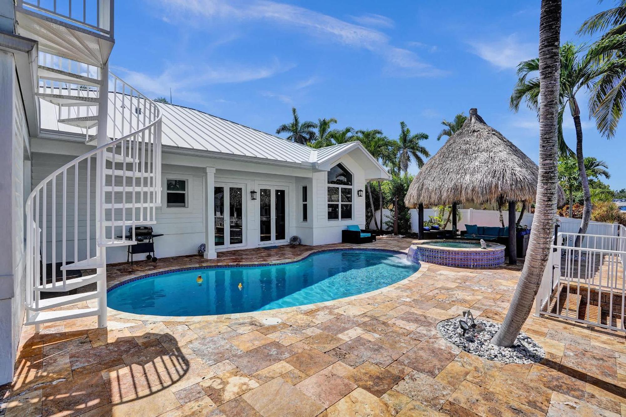 Stunning Waterfront In * Boca Raton