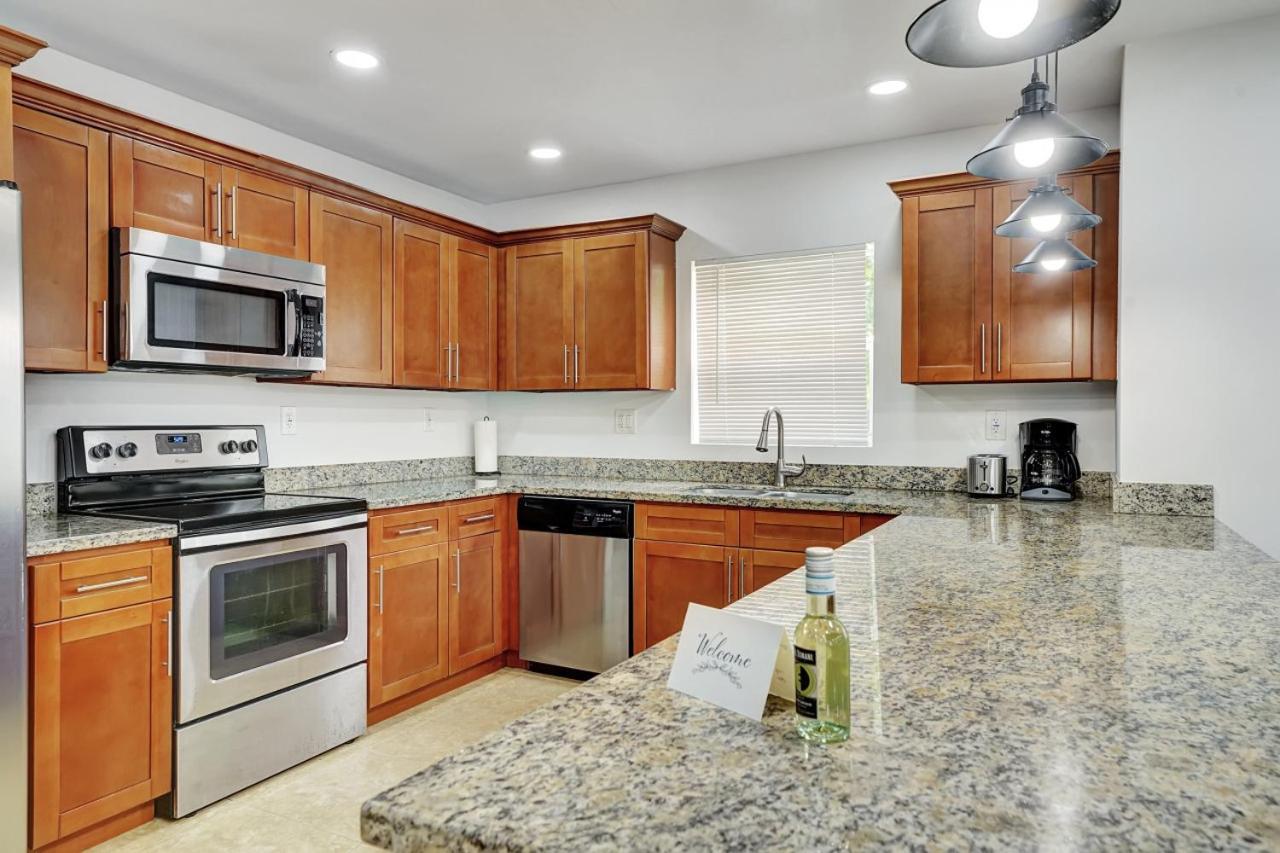 Luxe 4bd 3br Spacious Heated Pool Boca Raton