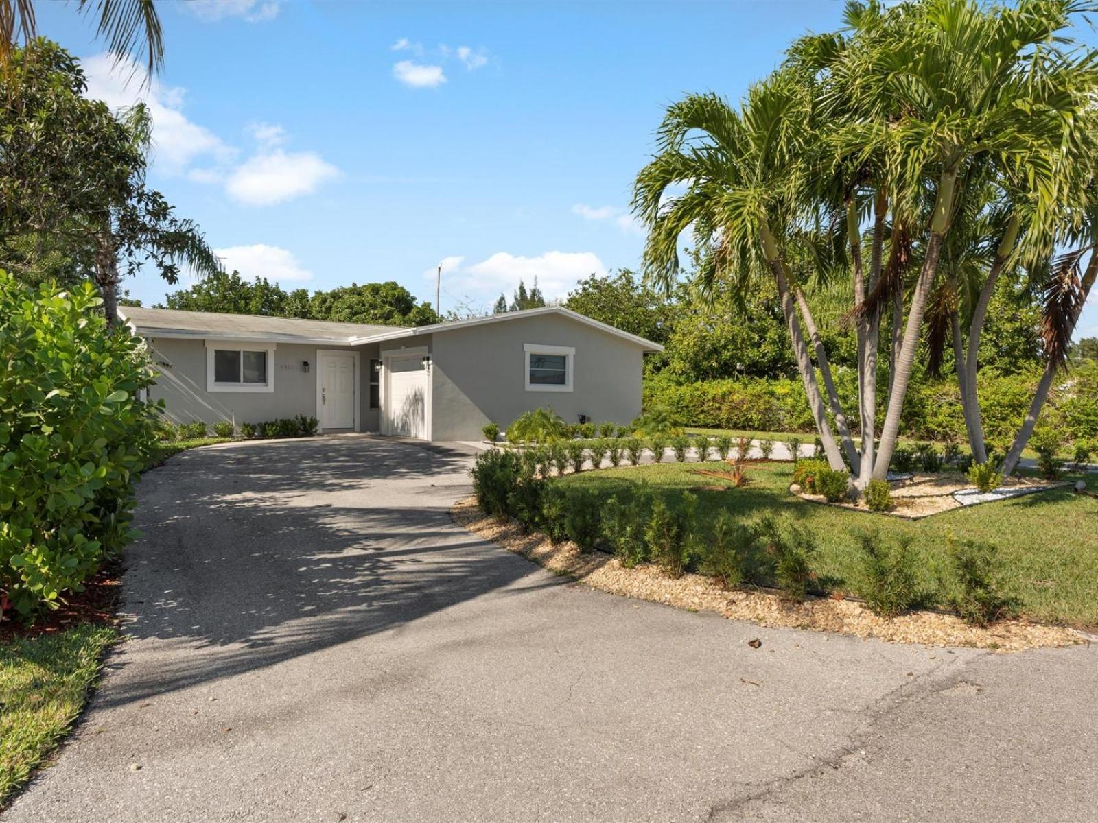 Luxe 4bd 3br Spacious Heated Pool *