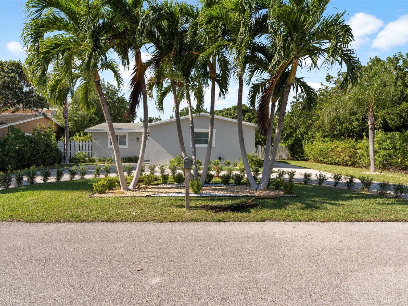 Luxe 4bd 3br Spacious Heated Pool * Boca Raton