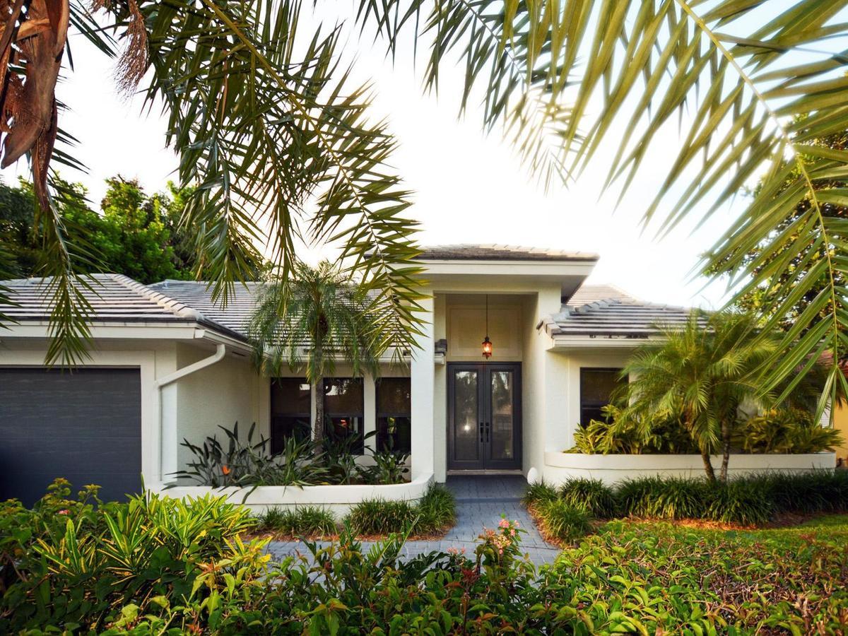 Dolphin Retreat - East Casa de férias